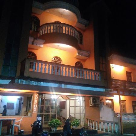 Hotel Palm Grove Cavelossim Exterior foto